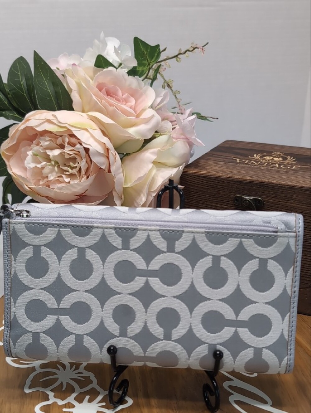 Coach Kristin Signature Fabric Clutch Wristlet - Picture 3 of 11